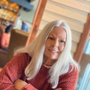 Meet your Posher, Beverly